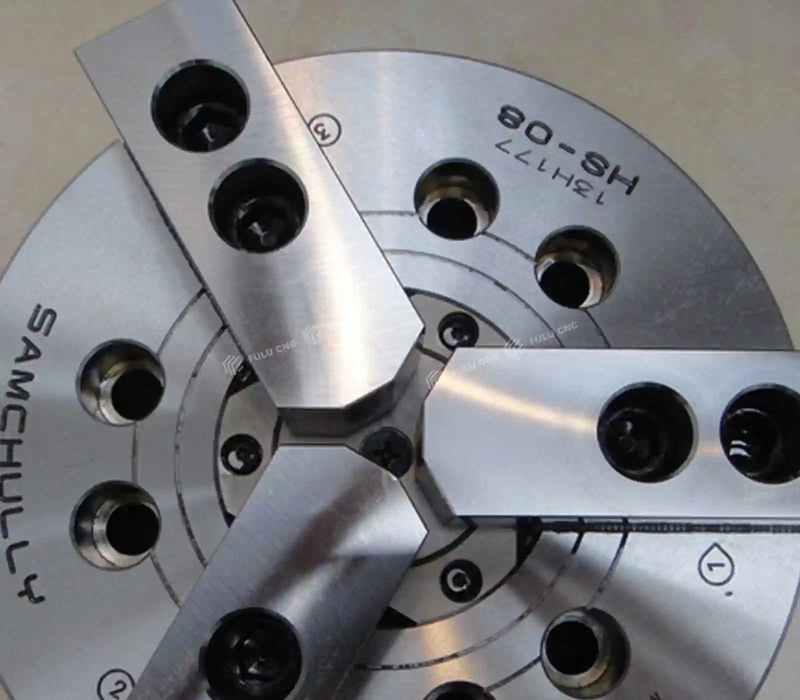 cnc lathe eight inch hydraulic chuck
