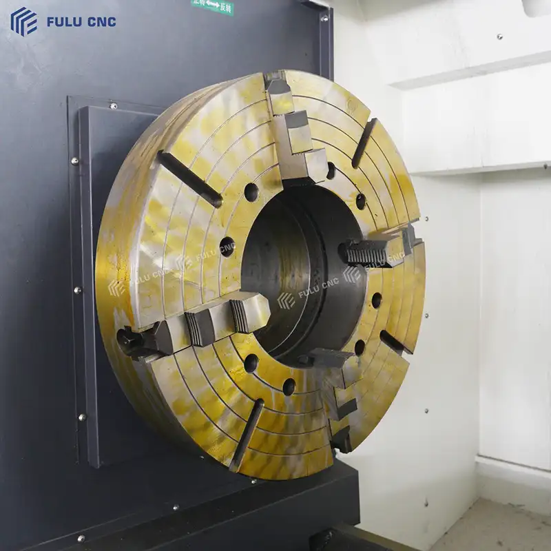 qk1332 cnc lathe large bore four jaw chuck