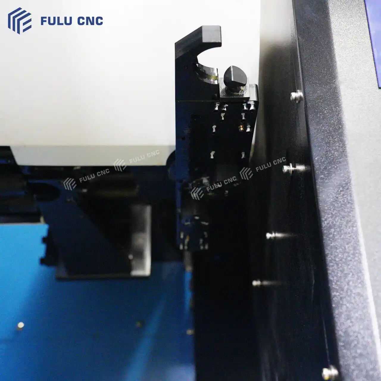 vertical machining center tool holder rack