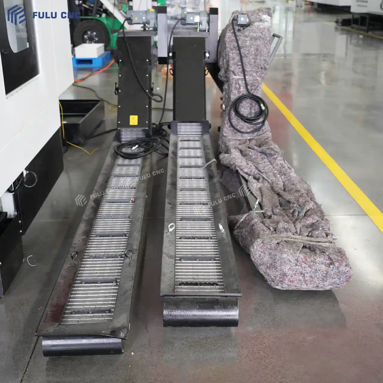 vmc855 chain chip conveyor